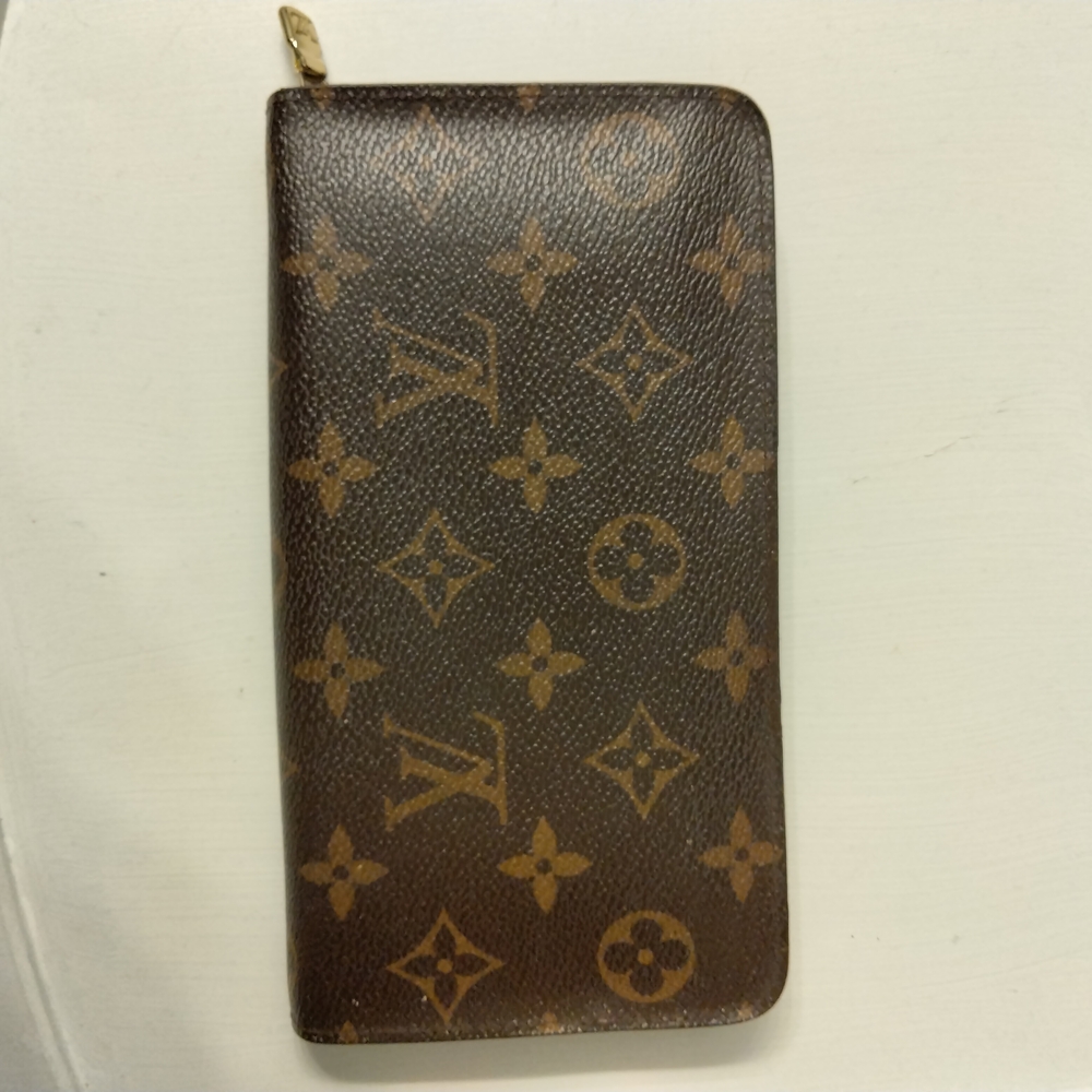💯 Authentic Louis Vuitton Monogram Wallet